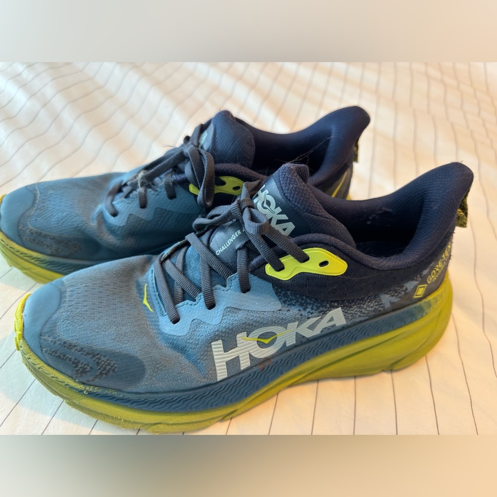 Hoka challenger 7 Gor Tex size 9